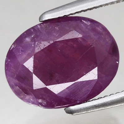 2.77ct  9.4x7.3mm Oval 100%Natural Unheated Purplish Red Ruby Guinea, Africa - Image 1 of 4