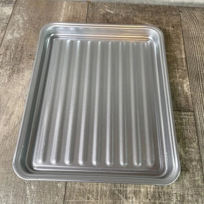 TOSHIBA AC25CEW-SS Large 6-Slice Convection Toaster Oven Replacement Tray - Image 1 of 3