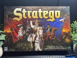Juego de mesa de estrategia de colección Milton Bradley 100% completo. 1999 excelente estado - Imagen 1 de 9