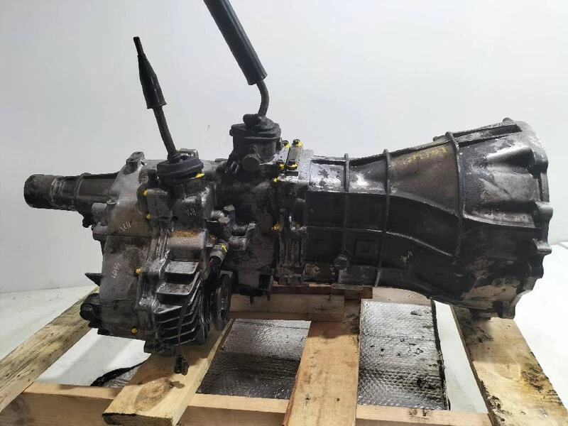 15303252 gearbox for ISUZU TROOPER UBS 55 1983 2050899 - Image 1 of 4