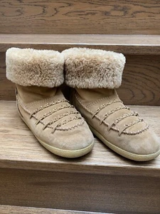 Chanel schicke hellbraune Wildleder Lammfell und Kette um Stiefel Schuhe 41,5, Gr. 10-10,5 - Bild 1 von 9