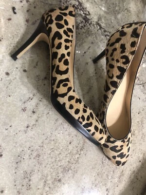 Zapatos de tacón IVANKA TRUMP de cuero y pelo de becerro talla 6,5, venta al por menor $155 Foto 1 de 4