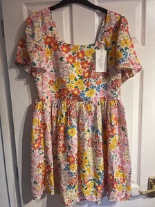 In the style curve Ash white multi floral lace up mini dress size 18 - Picture 1 of 5