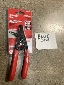 Milwaukee 48-22-6109 One Handed Operation Comfort Grip Wire Stripper/Bolt Cutter - Picture 1 of 2