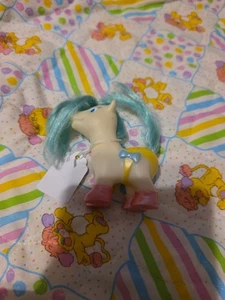 Caballo pony bebé juguete Tara vintage con pelo azul - Imagen 1 de 5