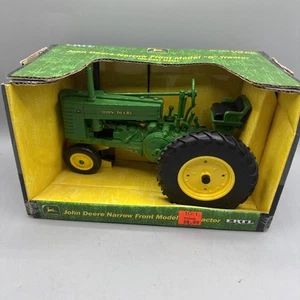 Vintage Die-Cast ERTL John Deere Model G Tractor Narrow Front 1/16 Scale - Picture 1 of 5