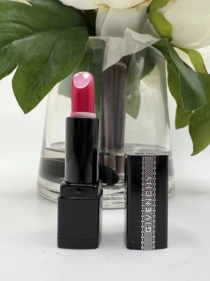 Batom Givenchy Rouge Interdit Satin 23 Fuchsia-In-The-Know Mini 1,3g - Imagem 1 de 2