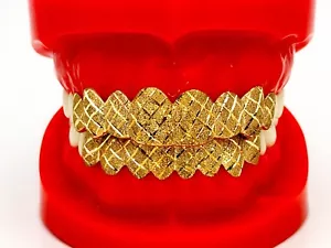 STERLINGSILBER MIT 18K GELBVERGOLDET DIAMANTSCHLIFF + STAUBGESCHLIFFENER GRILLZ