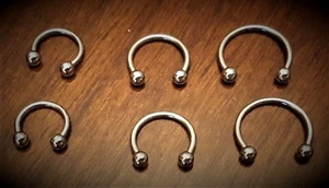 Set of 3 16-Gauge Horseshoe Rings 3 Sizes 8 10 & 12 mm Stainless Steel Nose Ear - Picture 1 of 5