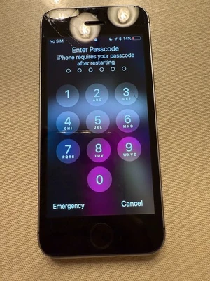 Parts Only Apple iPhone SE -  Space Gray - Image 1 of 4