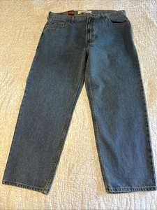 Levis 550 Relaxed Fit 40x30 Medium Wash Denim Blue Jeans Mens NWT - Picture 1 of 15