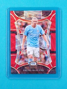 Panini FIFA Select 2023-24 Erling Haaland/149 Red Wave Prizm - Imagen 1 de 2