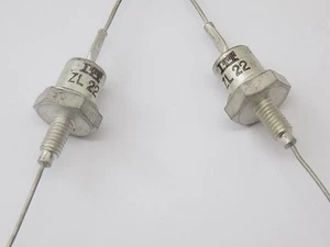 2x ITT ZL22  Silicon reference regulator diode 22 V 12.5 W. - Picture 1 of 3