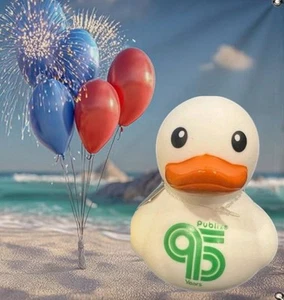 Canard caoutchouc Publix 95ème anniversaire BLANC neuf avec étiquette parfait pour jeeps ! - Photo 1/1
