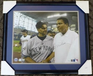 MUHAMMAD ALI JOE TORRE SIGNIERT 2/24 LIMITIERT 16x20 FOTO 2004 ALL STAR STEINER - Bild 1 von 11