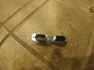 4x DB9 D-SUB 9-Pin Stecker Crimp Pin Stecker Baugruppe - Bild 1 von 1