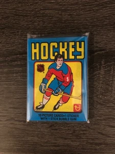 1979-80 Topps Hockey Wax Pack - SUPER CLEAN! - Picture 1 of 2