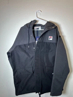 Chaqueta de Vela FILA 82 Heritage Talla 2XL Negra Gris AM51F022 $300 PESO PESADO NUEVA Foto 1 de 4