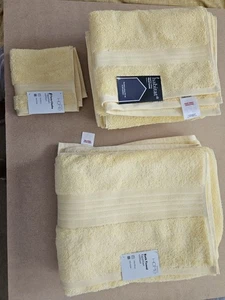 Egyptian Cotton Towels - Picture 1 of 4