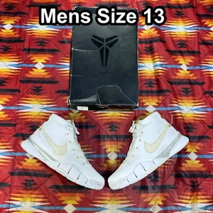 Nike Kobe 1 NCXL NOISE CANCELLING PACK scarpe bianche uomo 13 CI9911-110 LEGGI - Foto 1 di 24