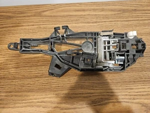 OEM 2016-18 GMC Sierra 808587047 Front Driver Side Exterior Door Handle Bracket - Picture 1 of 3