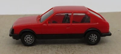 Rara Micro Herpa Ho 1/87 Opel Kadett Berlina Sr Rosso #2024 Interno Nera - Immagine 1 di 4