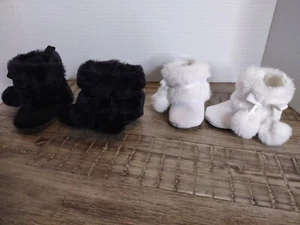 Baby Boots Stepping Stones 2 pair Black White 0-3- & 6-9 Fur Soft - Picture 1 of 14