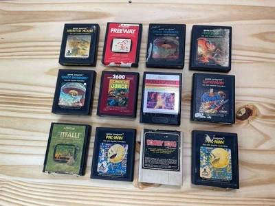 Lote de 12 Juegos Atari 2600 - Donkey Kong, Superman, Pac Man, Pitfall SIN PROBAR Foto 1 de 4