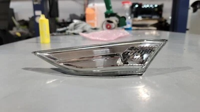 Luz de señalización lateral transparente/incandescente delantera L genuina PORSCHE 911 (2012-2016) Foto 1 de 2