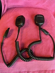 (2) Motorola HMN9052B / HMN9052E Speaker Microphone Belt Clips - Picture 1 of 6