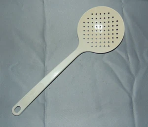 Pyrex Accessories Strainer Spoon - Picture 1 of 2