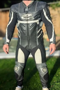 Arlen Ness Motorbike Leathers - Picture 1 of 6
