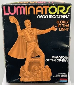 Monogram LUMINATORS Phantom of the Opera Model Kit NEON MONSTERS Classic Horror - Picture 1 of 6