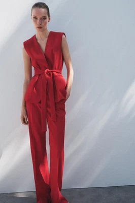 Zara Woman ZW Collection Red Belted Vest Size XS – Elegant V-Neck Shoulder Pads - Image 1 of 4