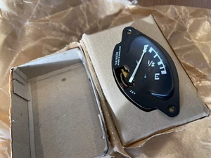 LAND ROVER MILITARY SERIES II IIA GENUINE SMITHS 24V FUEL GAUGE PART 500911 - Picture 1 of 6