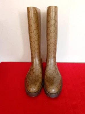 Botas de lluvia Gucci para mujer talla 38 GG con logotipo con monograma Foto 1 de 4