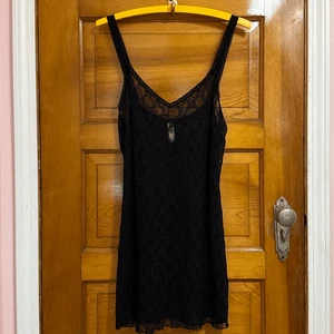 b.tempt’d Black Lace Camisole Lingerie Sleepwear Women’s Large - Picture 1 of 8