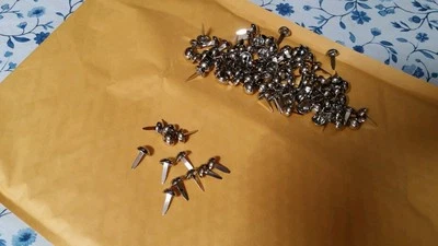 ЗАКЛЕПКА СИДЕНЬЯ ПОДХОДИТ HONDA z50 ct70 sl70 sl100 sl125 cl175 cl350 cl360 cl450 (12 заклепок - Изображение 1 из 2