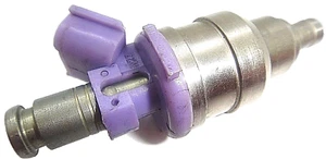 NEW GENUINE/ OEM 195500-3800 1955003800 FUEL INJECTOR - DENSO made - Picture 1 of 9