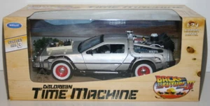WELLY 1/24 22444W BACK TO THE FUTURE PART III DELOREAN TIME MACHINE - Picture 1 of 6