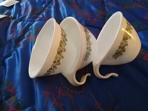 3 Vintage Corning Corelle Crazy Daisy Spring Blossom Haken Griff Kaffeetassen - Bild 1 von 3