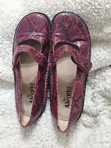 Zapatos de cuero con estampado de serpiente Alegria Mary Jane rojos talla 39 en excelente estado - Imagen 1 de 5
