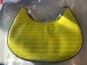 Who What Wear Seeley 330 Hobo Schultertasche hellgrün pastell - Bild 1 von 5