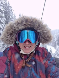 Women's 686 Authentic Aerial Insulated Jacket M L4W311... burgundy/blue/orange - Picture 1 of 23