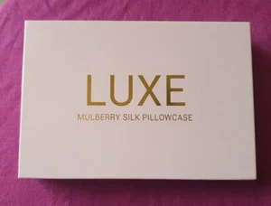 Funda de almohada de seda morera de doble cara Luxe Herritage nueva en caja precio de venta sugerido por el fabricante $80ea - Imagen 1 de 6