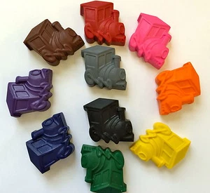 10 Rainbow Train Crayons Party Favors Teacher Supply Transportation - Picture 1 of 3