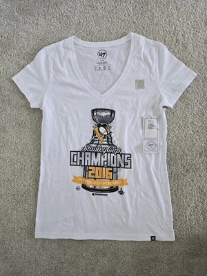 CAMISETA NUEVA CON ETIQUETAS Pittsburgh Penguins 2016 NHL Stanley Cup Champions XL Blanca Cuello en V Foto 1 de 2