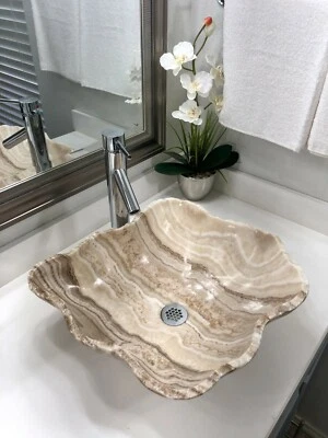 Fregadero de piedra de ónix / Fregadero de recipiente rústico moderno de piedra natural para baño.  Foto 1 de 4