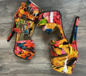 AMI CLUB WEAR DISEÑO FLORAL MULTICOLOR CON CREMALLERA TRASERA TALLA 8 STILETTO NUEVO - Imagen 1 de 9