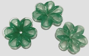 GREEN MURANO GLASS FLOWER PENDANT, Ø65 mm, WITH CENTRAL HOLE, FOR CHANDELIERS - Picture 1 of 5
